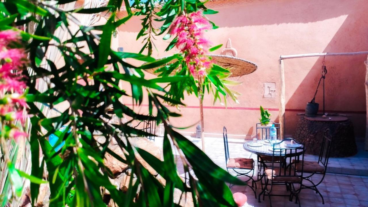 Готель Kasbah Tussna Boumalne Dades Екстер'єр фото