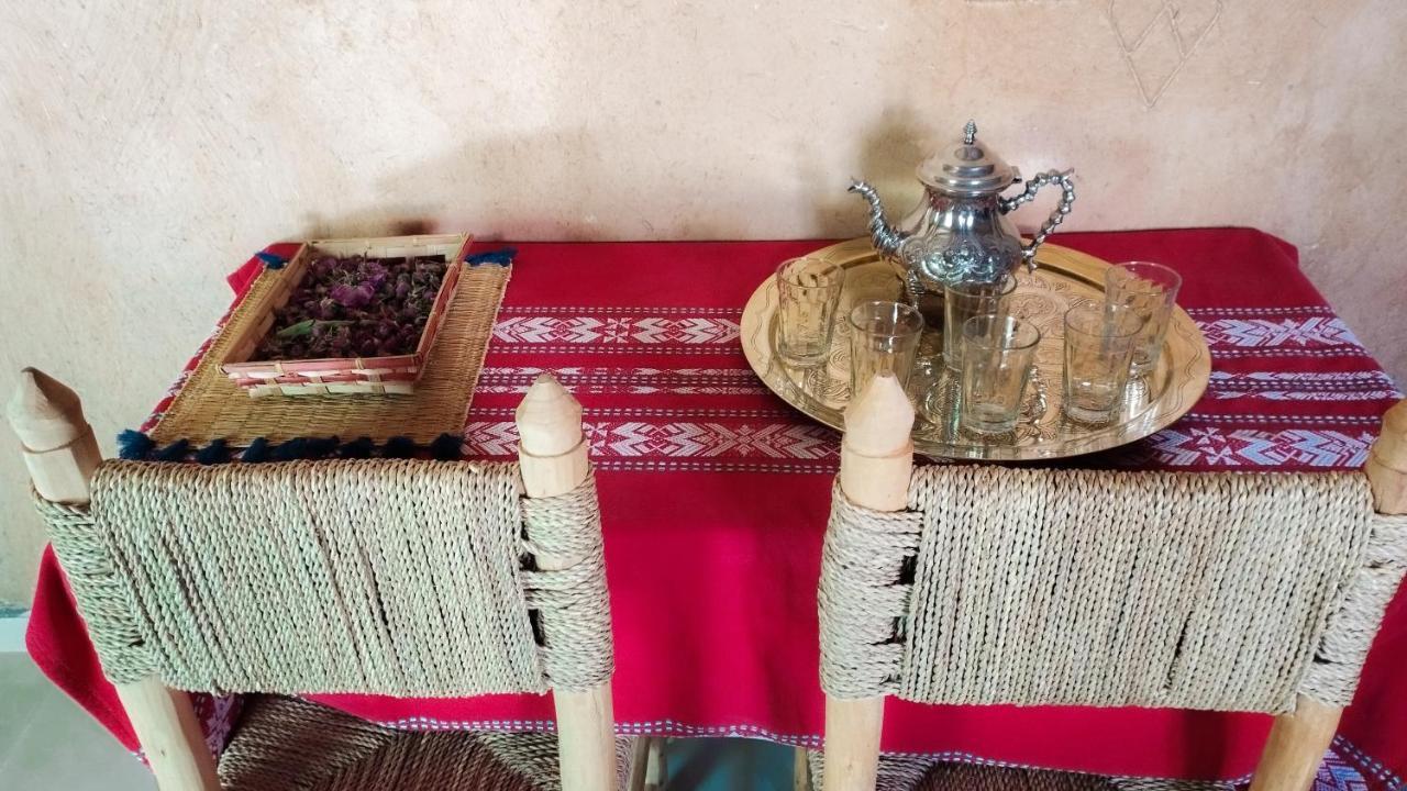 Готель Kasbah Tussna Boumalne Dades Екстер'єр фото